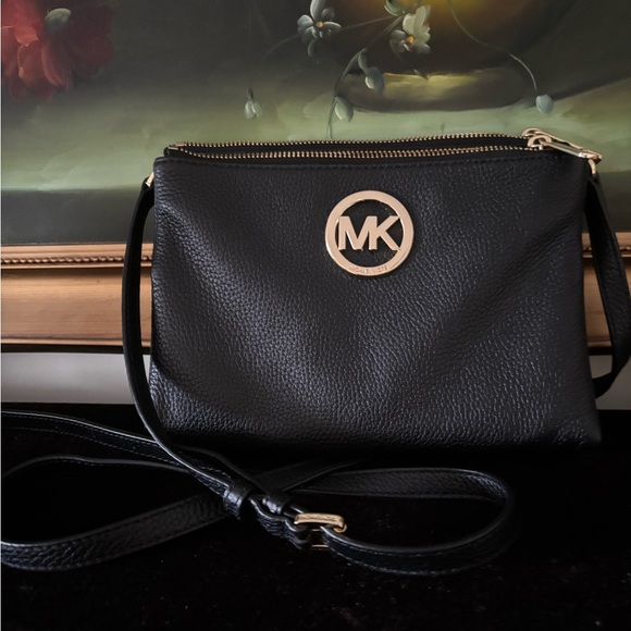 NWT Michael Kors Soft Pebbled Leather FULTON Shoulder Crossbody Bag black - Picture 1 of 7
